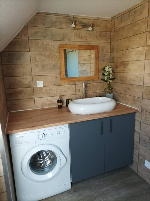 Charmant Appartement Proche Commerces Et Plages Guilvinec Luaran gambar